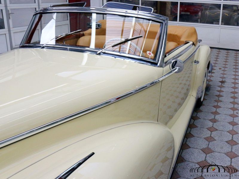 Mercedes-Benz 300 S Roadster 