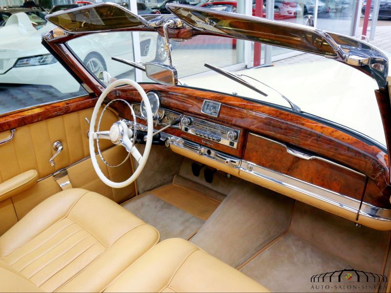 Mercedes-Benz 300 S Roadster 