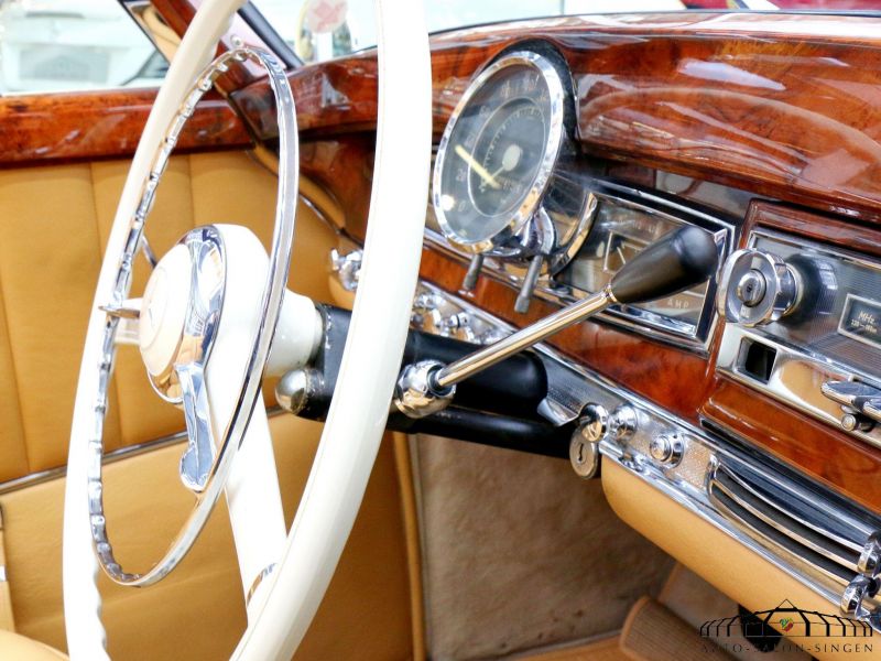 Mercedes-Benz 300 S Roadster 