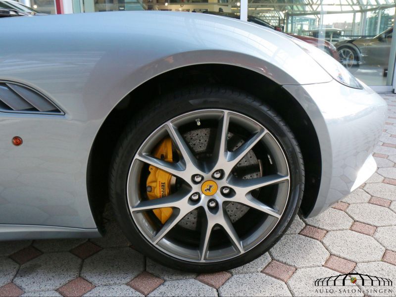 Ferrari California 30