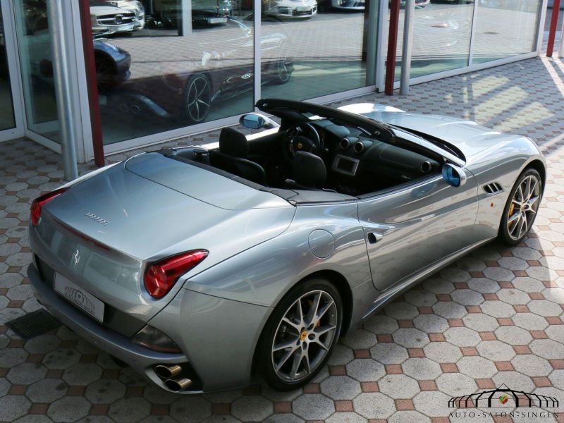 Ferrari California 30
