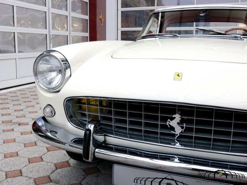 Ferrari 250 GT Coupe P.F.