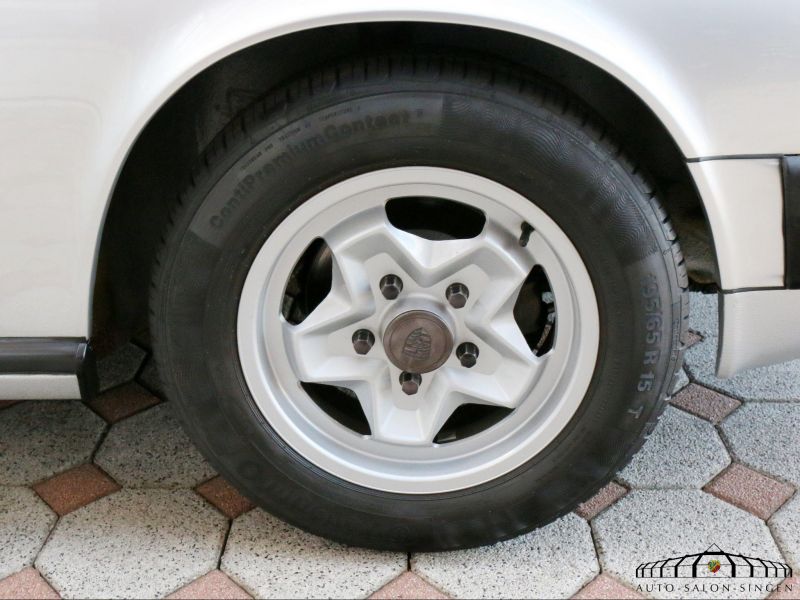 Porsche 911 Targa 2.7