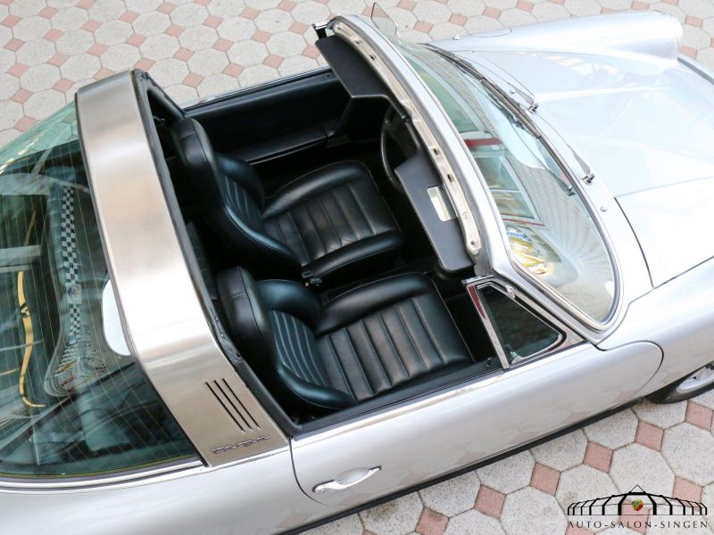 Porsche 911 Targa 2.7