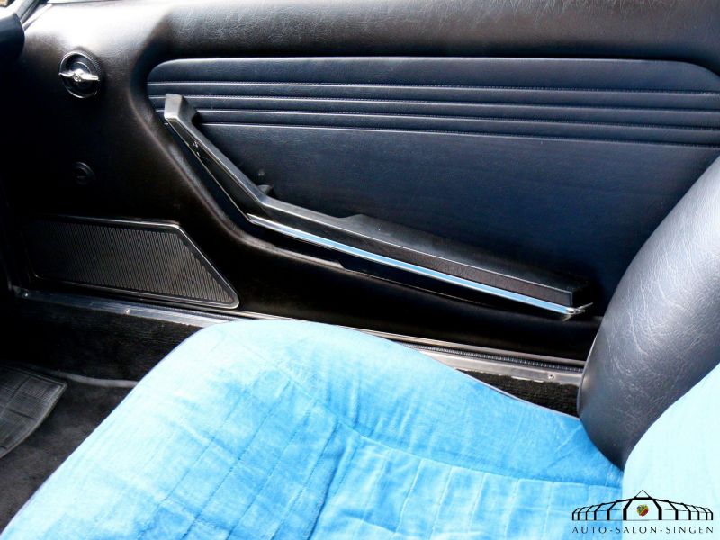 Alfa Romeo Montreal