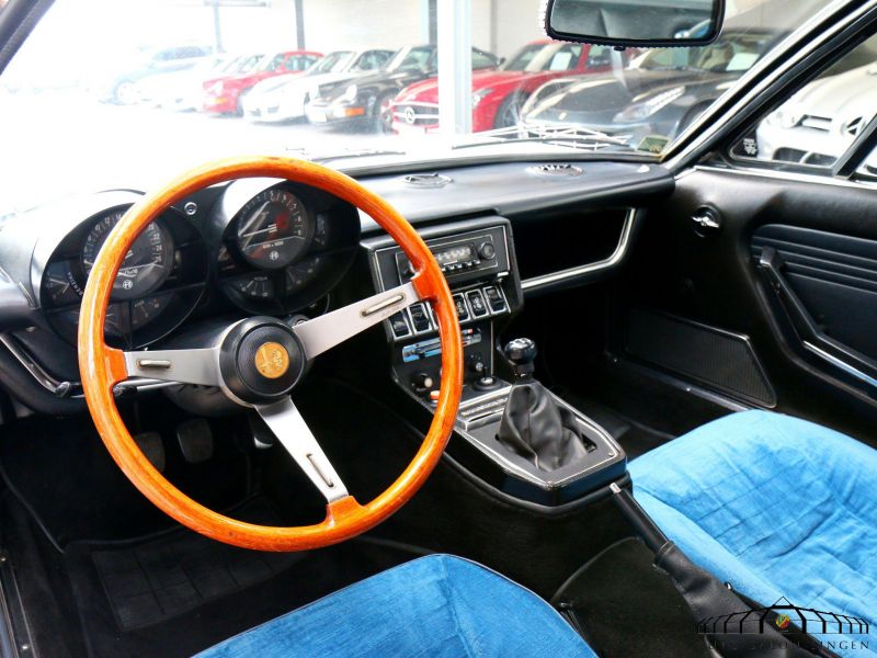 Alfa Romeo Montreal