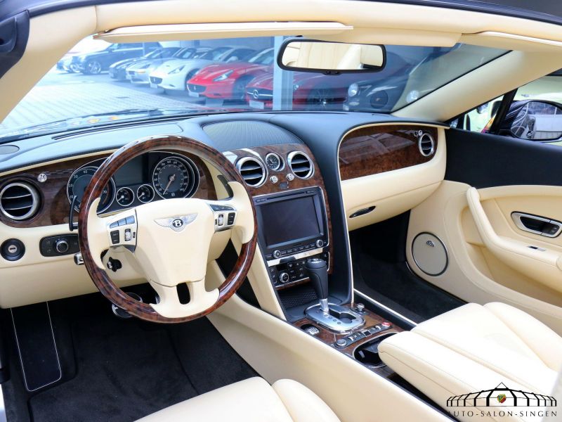 Bentley Continental GTC