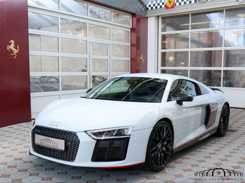 Audi R8 V10 Plus 5.2 FSI Coupe