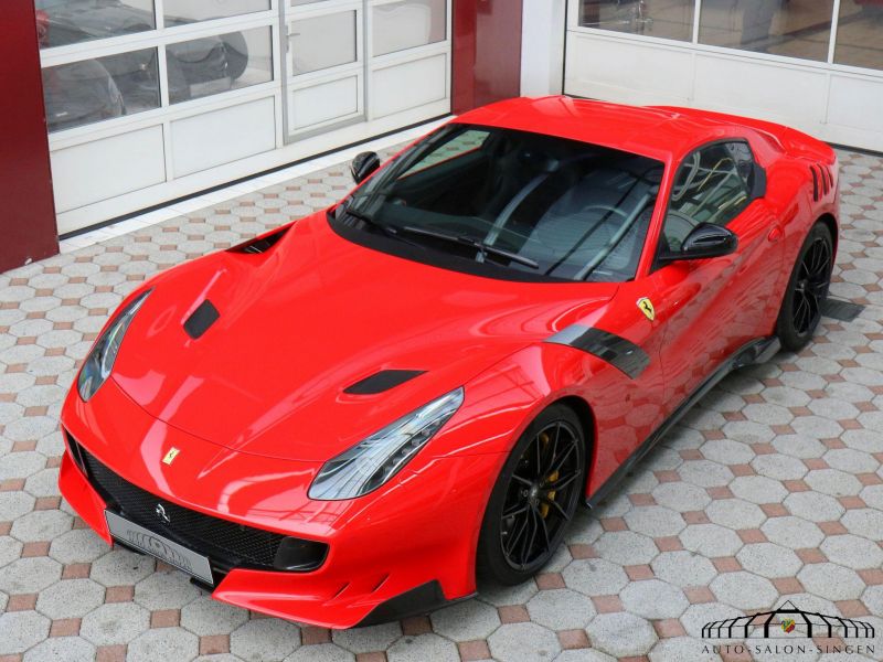 Ferrari F12 TDF