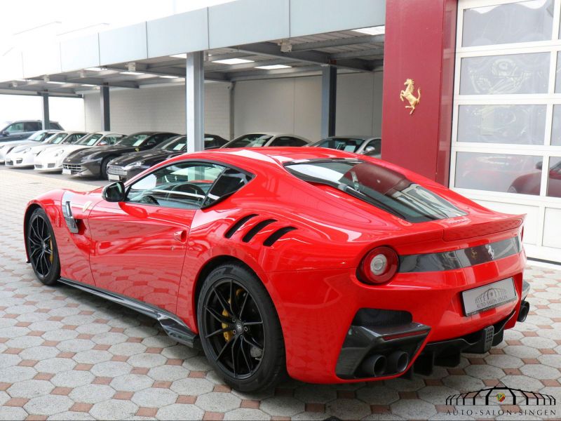 Ferrari F12 TDF