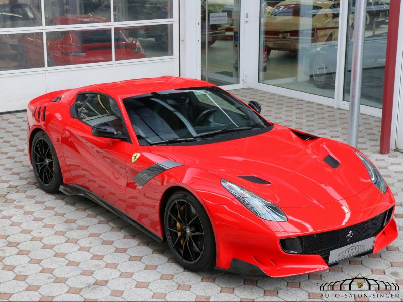 Ferrari F12 TDF