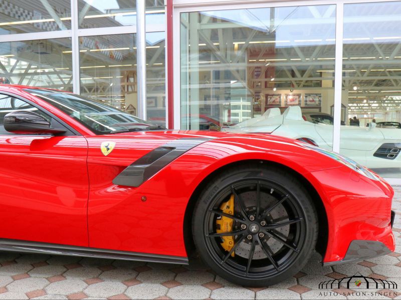 Ferrari F12 TDF