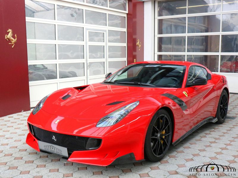 Ferrari F12 TDF