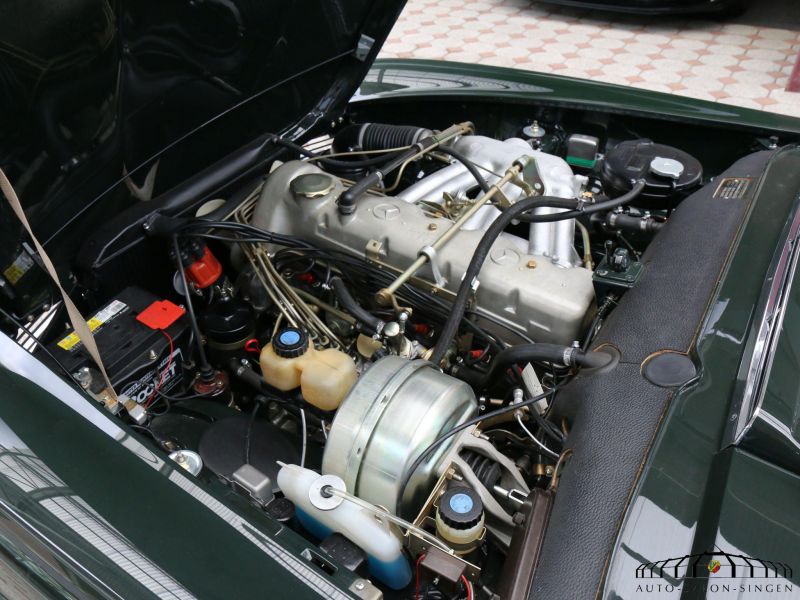 Mercedes-Benz 230 SL Pagode  