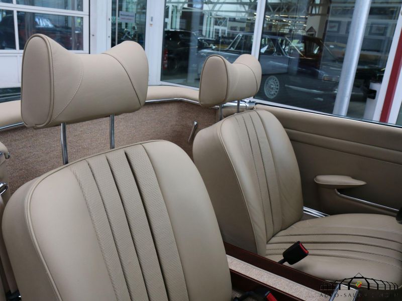 Mercedes-Benz 230 SL Pagode  