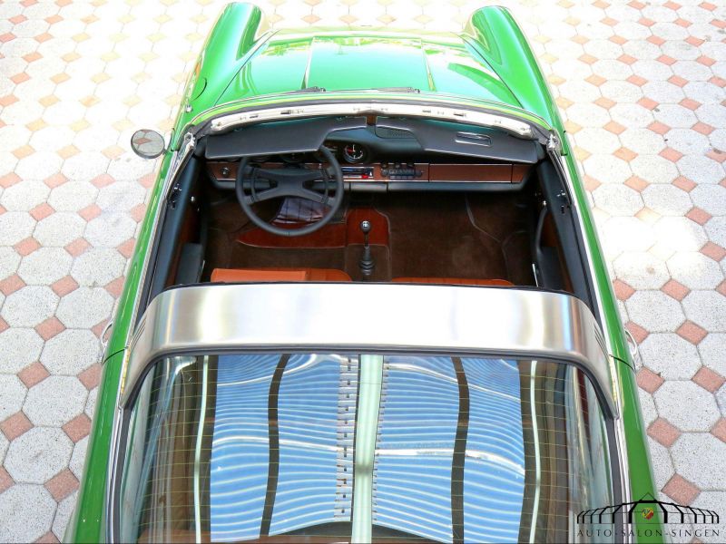 Porsche 911 E Targa 2.2