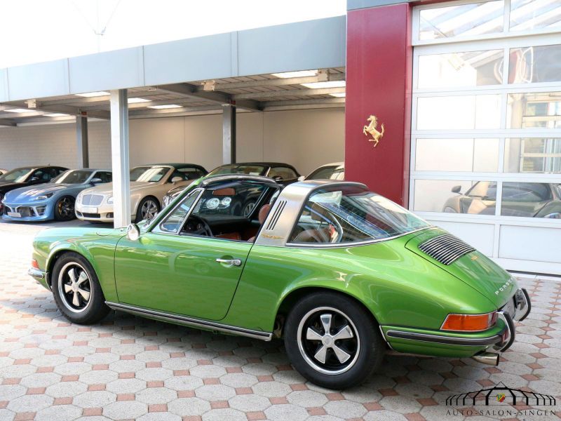 Porsche 911 E Targa 2.2