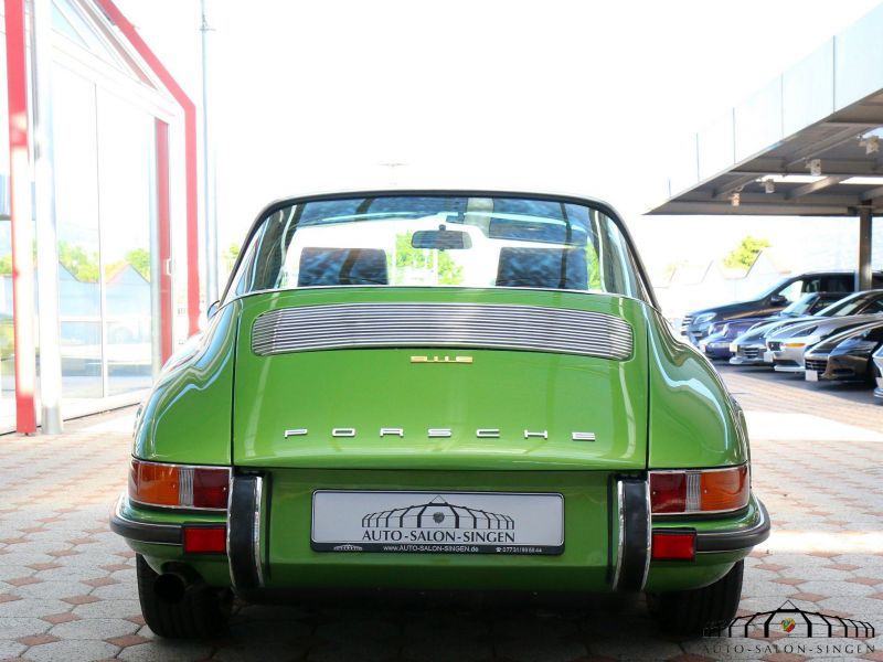 Porsche 911 E Targa 2.2