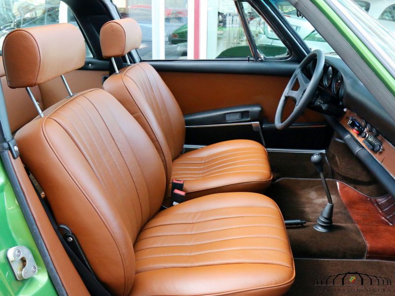 Porsche 911 E Targa 2.2