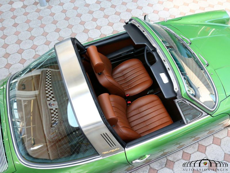 Porsche 911 E Targa 2.2