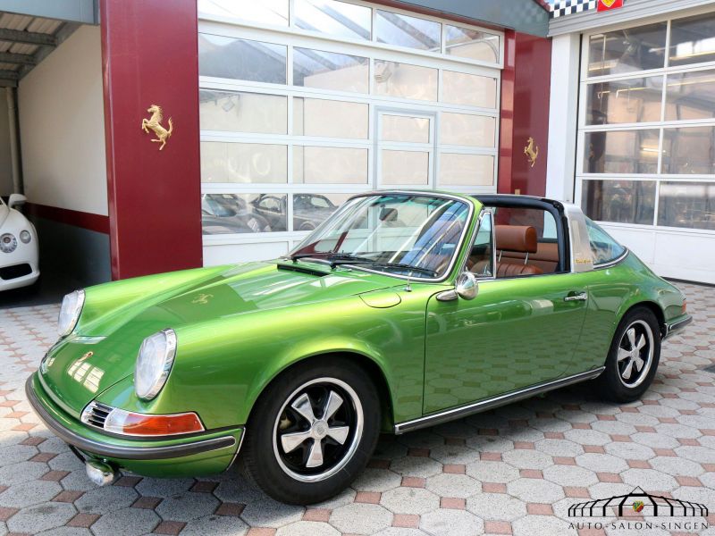 Porsche 911 E Targa 2.2
