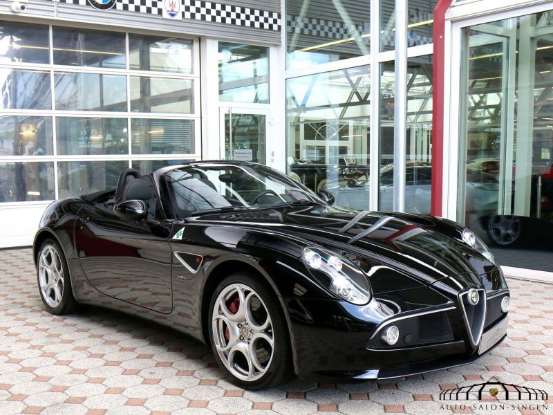 Alfa Romeo 8C Spider