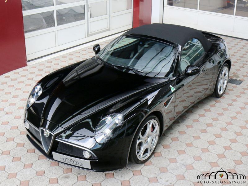 Alfa Romeo 8C Spider