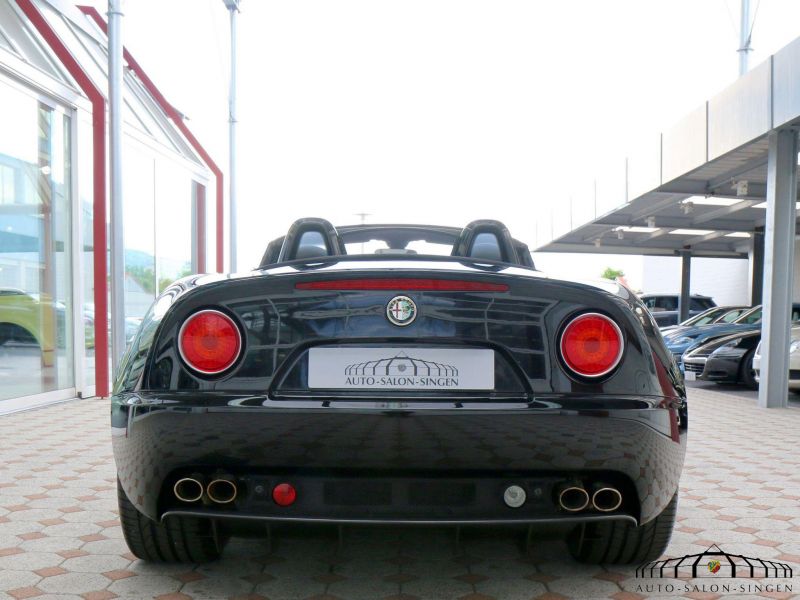 Alfa Romeo 8C Spider