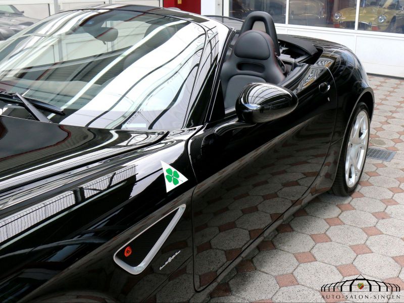 Alfa Romeo 8C Spider