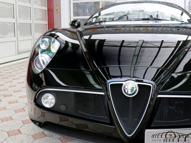 Alfa Romeo 8C Spider