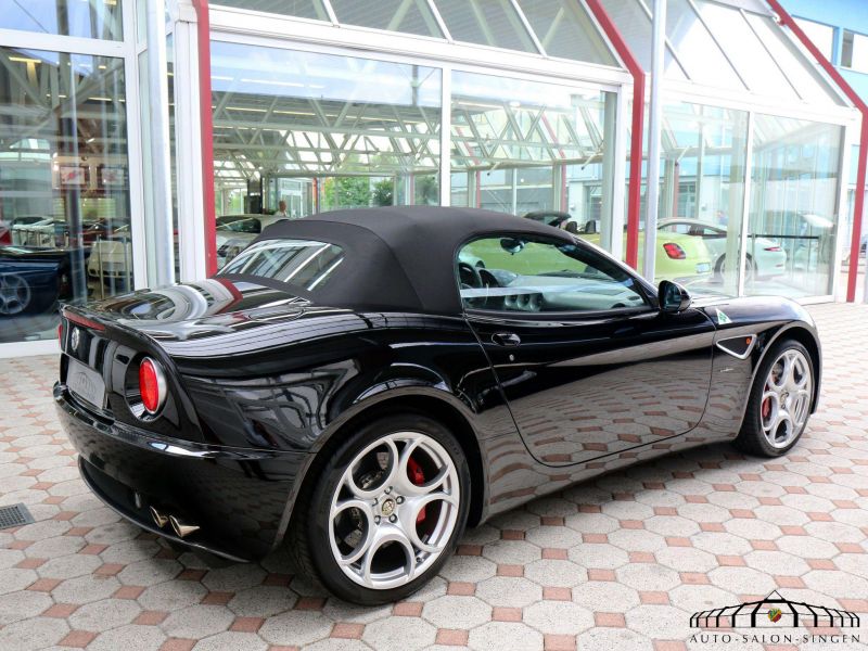 Alfa Romeo 8C Spider