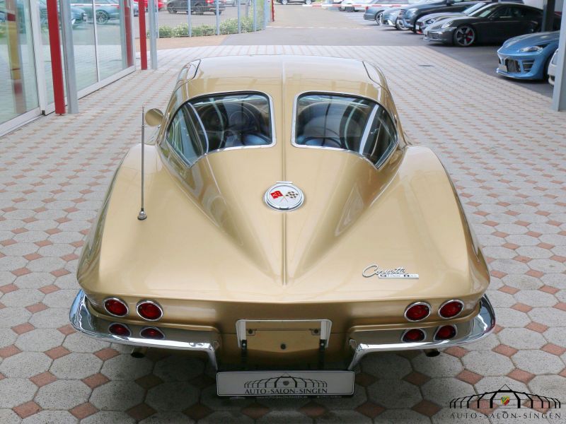 Corvette C2 Sting Ray