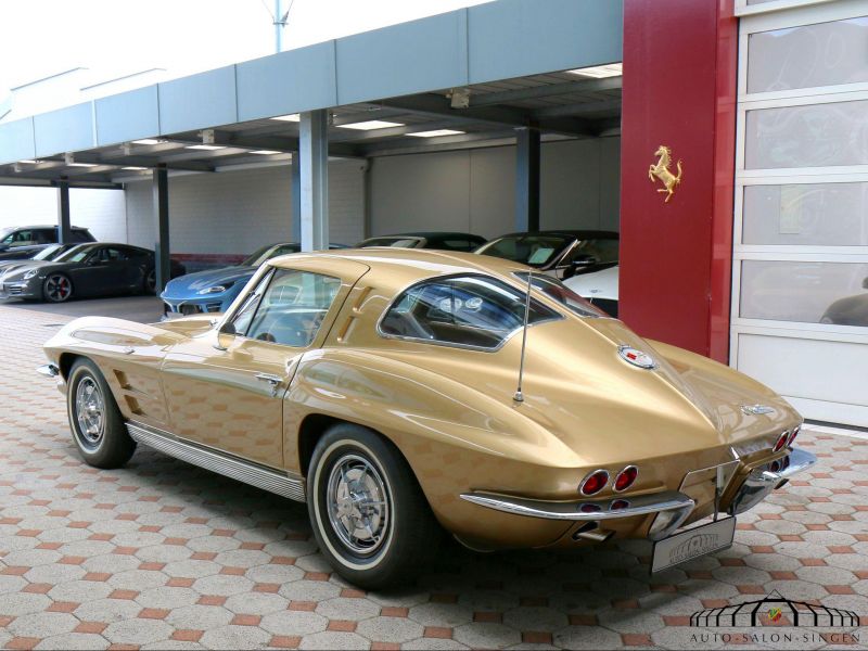 Corvette C2 Sting Ray