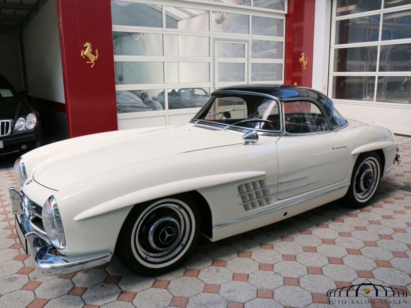 Mercedes-Benz 300 SL Roadster