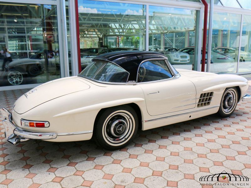 Mercedes-Benz 300 SL Roadster