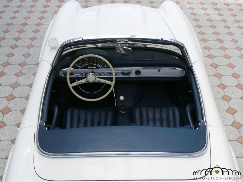 Mercedes-Benz 300 SL Roadster