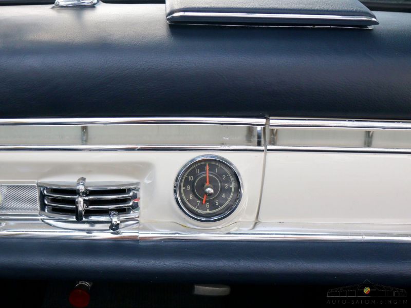 Mercedes-Benz 300 SL Roadster