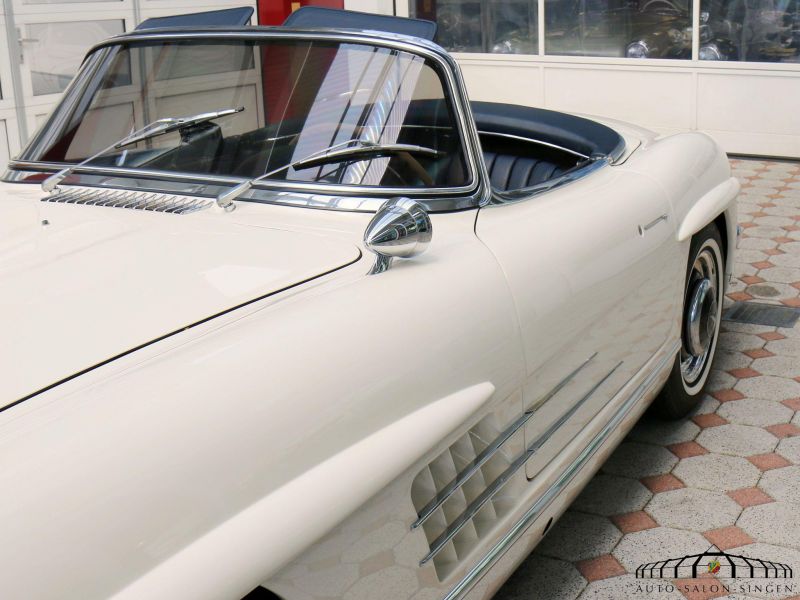 Mercedes-Benz 300 SL Roadster
