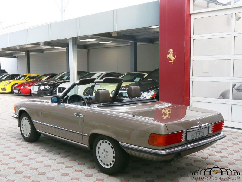 Mercedes-Benz 500 SL