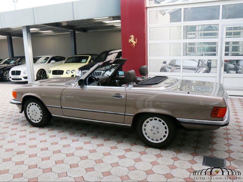 Mercedes-Benz 500 SL