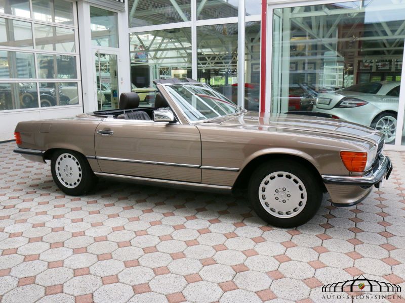 Mercedes-Benz 500 SL