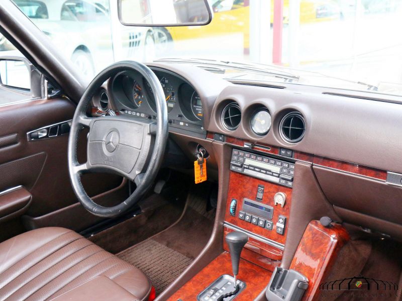 Mercedes-Benz 500 SL