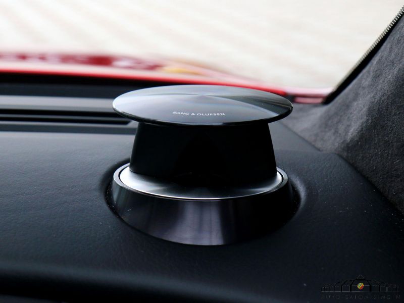 Aston Martin V12 Vantage Roadster  