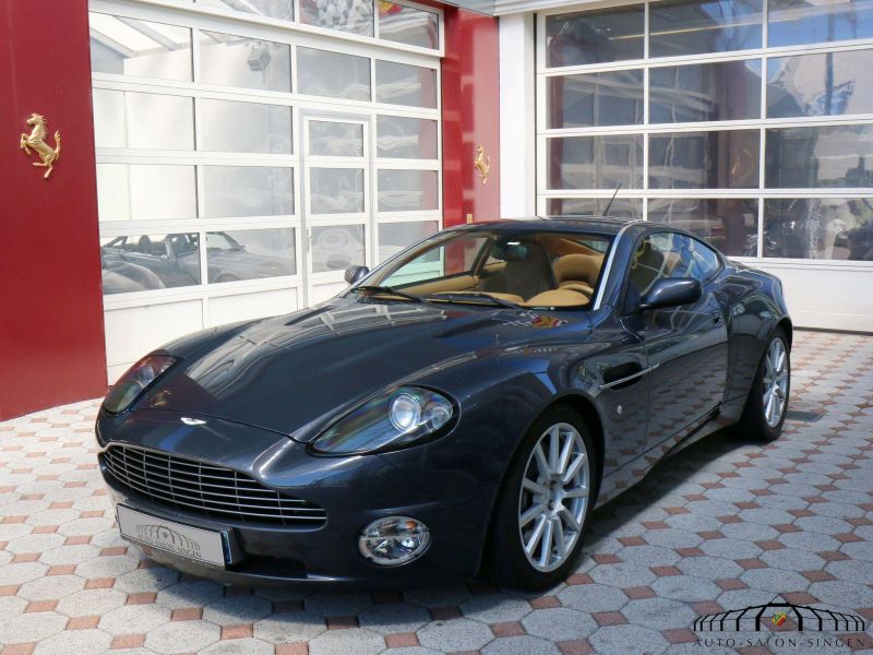 Aston Martin Vanquish S