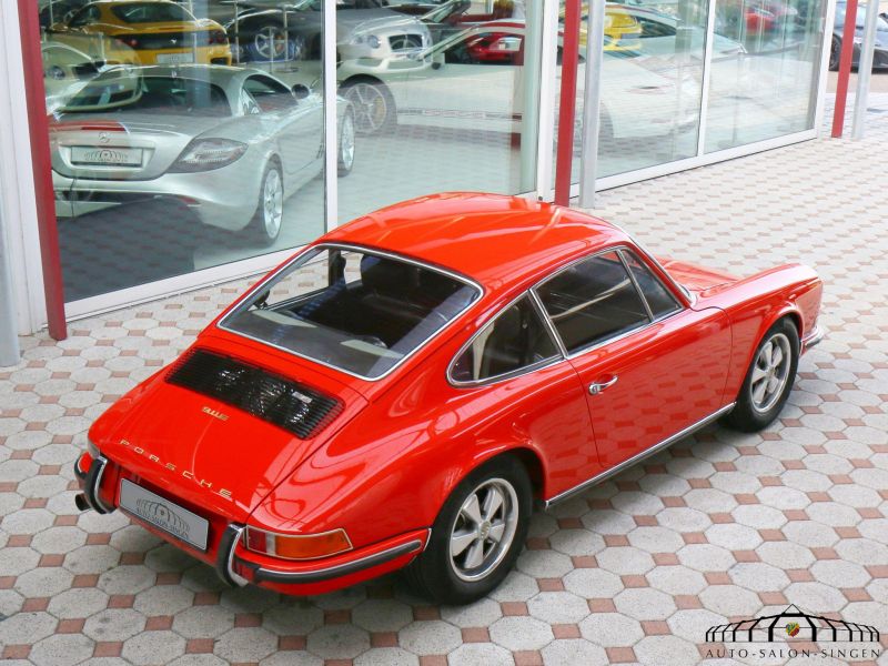 Porsche 911 E 2.2