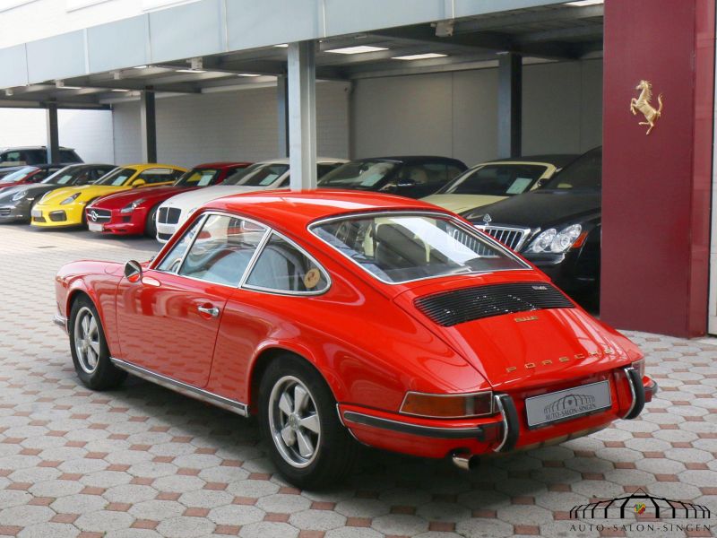 Porsche 911 E 2.2