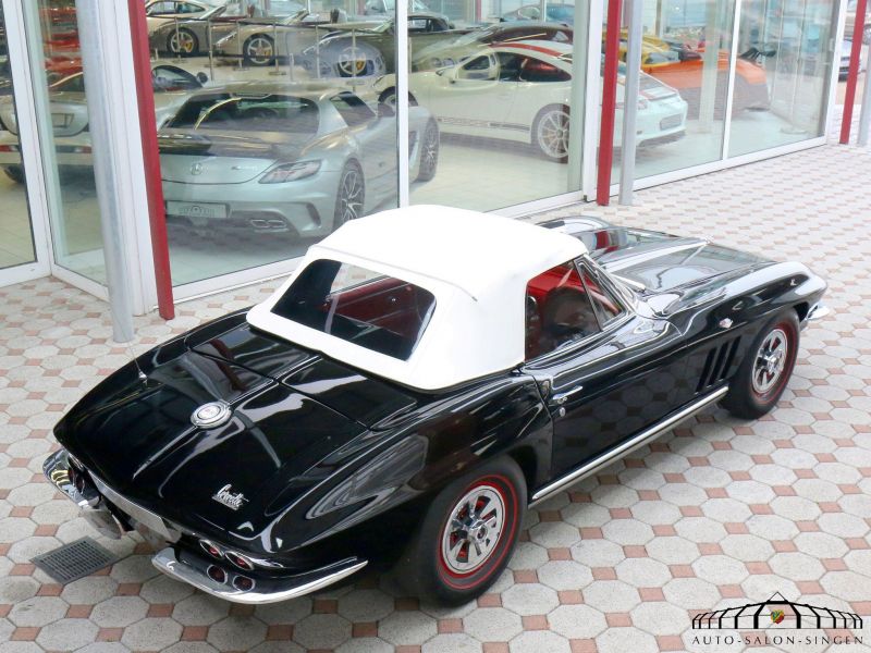 Corvette C2 Sting Ray Cabrio