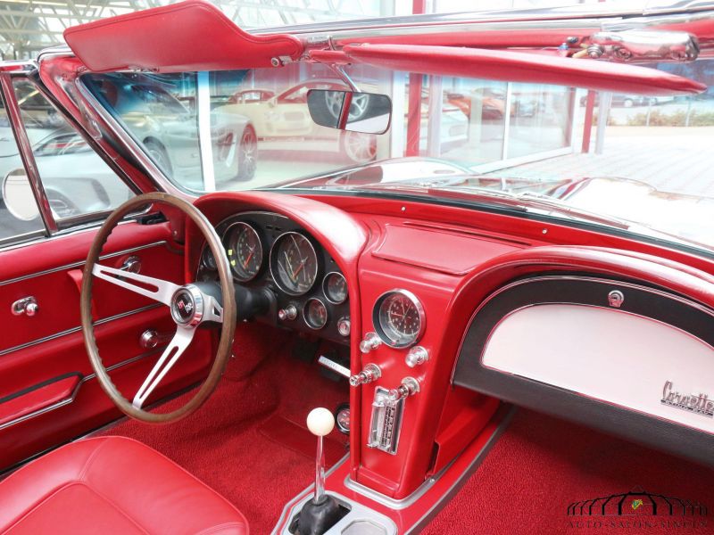 Corvette C2 Sting Ray Cabrio