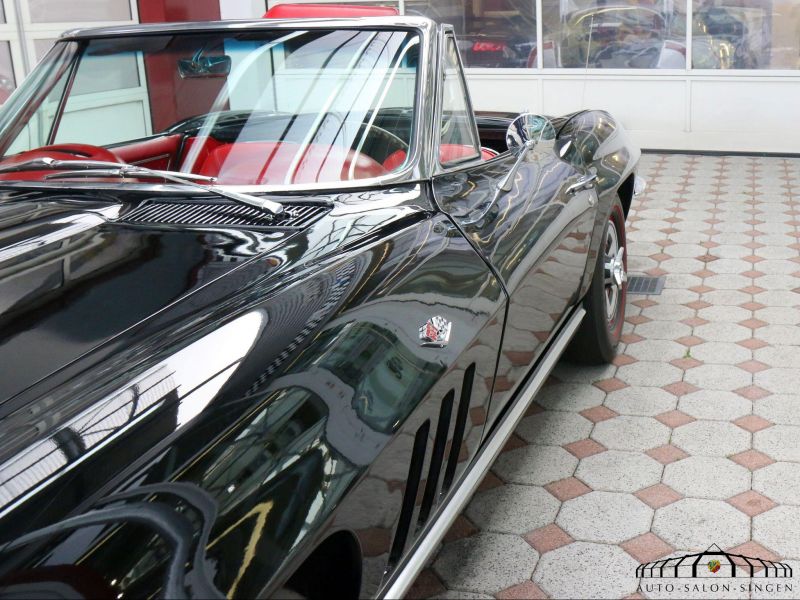 Corvette C2 Sting Ray Cabrio