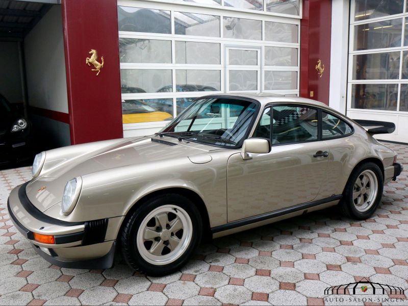 Porsche 911 Carrera 3.2